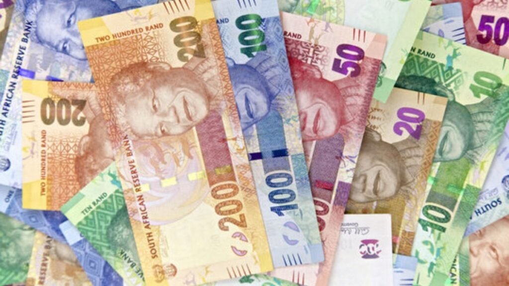 R1050 Pension Boost Coming for South African Seniors in 2025